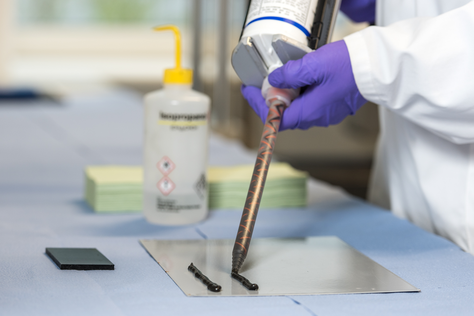 Refresher für Klebfachpraktiker (EAB) im Februar 2024 am OFI